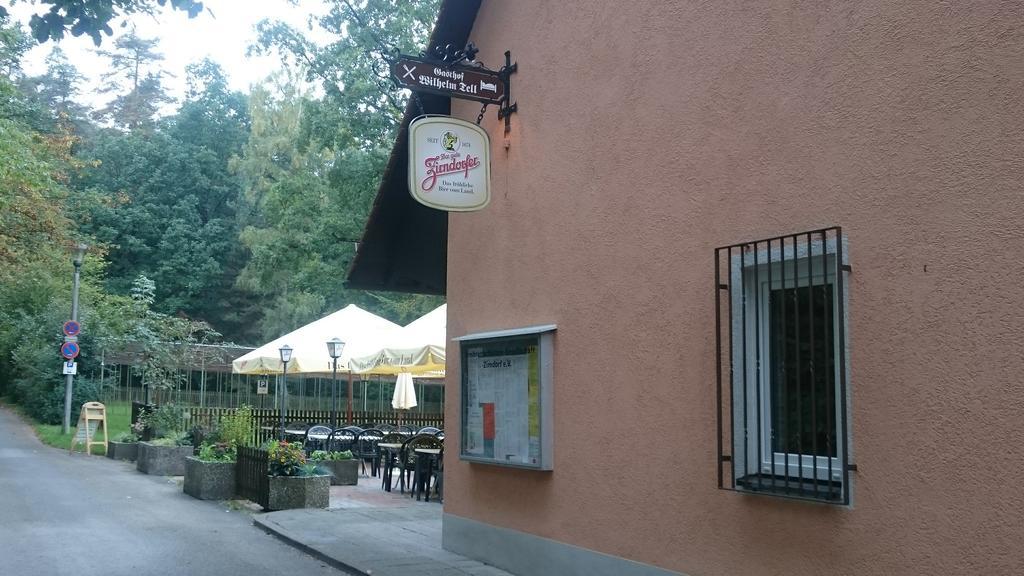 Gasthof Wilhelm Tell Fremdenzimmer Zirndorf Exterior foto